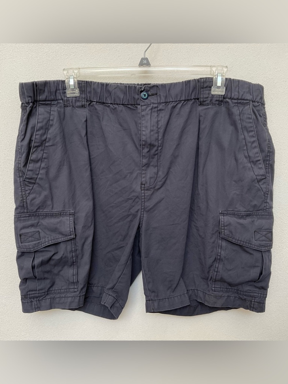 Tommy Bahama Relax Men's Blue/Grey Cargo Shorts Inside Tie Size XL Spring Cotton